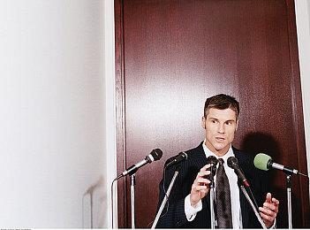 《中国式家长》重新上架Steam 更新至2.0.0.0版本